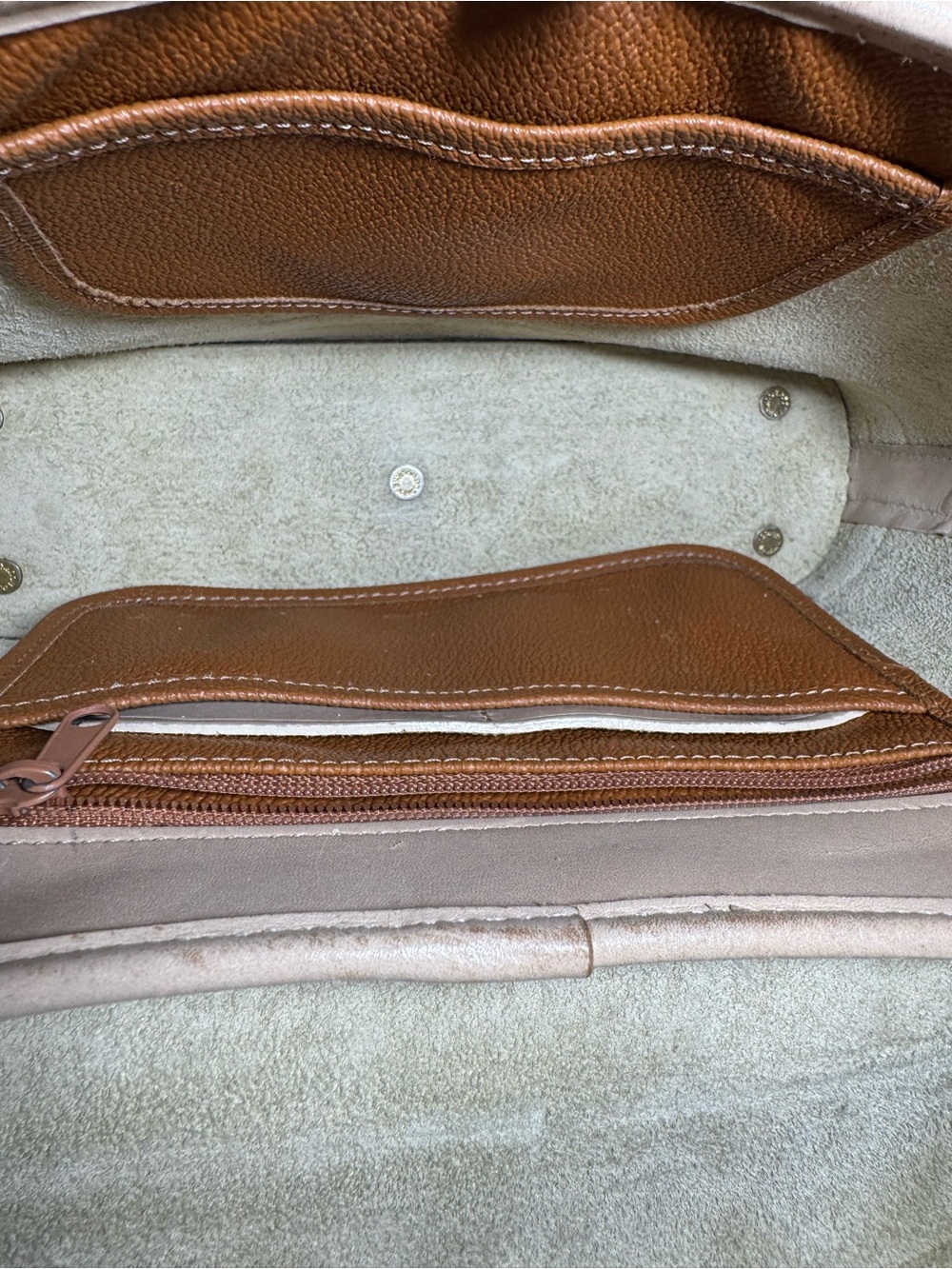 Dooney & Bourke Cream Pebbled Leather Crossbody Bag - Picture 15 of 16